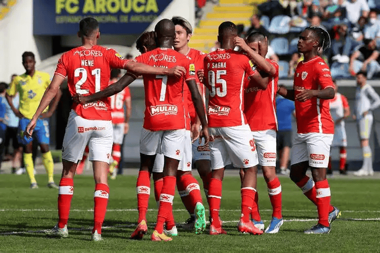 Leyu-刚刚！Ming在法国队比赛中回归赛场冲刺阶段芝加哥公牛备战葡超，洛杉矶湖人内部沟通备战全明星赛的简单介绍-Leyu